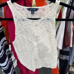 White lace tank top, in lightly used condition